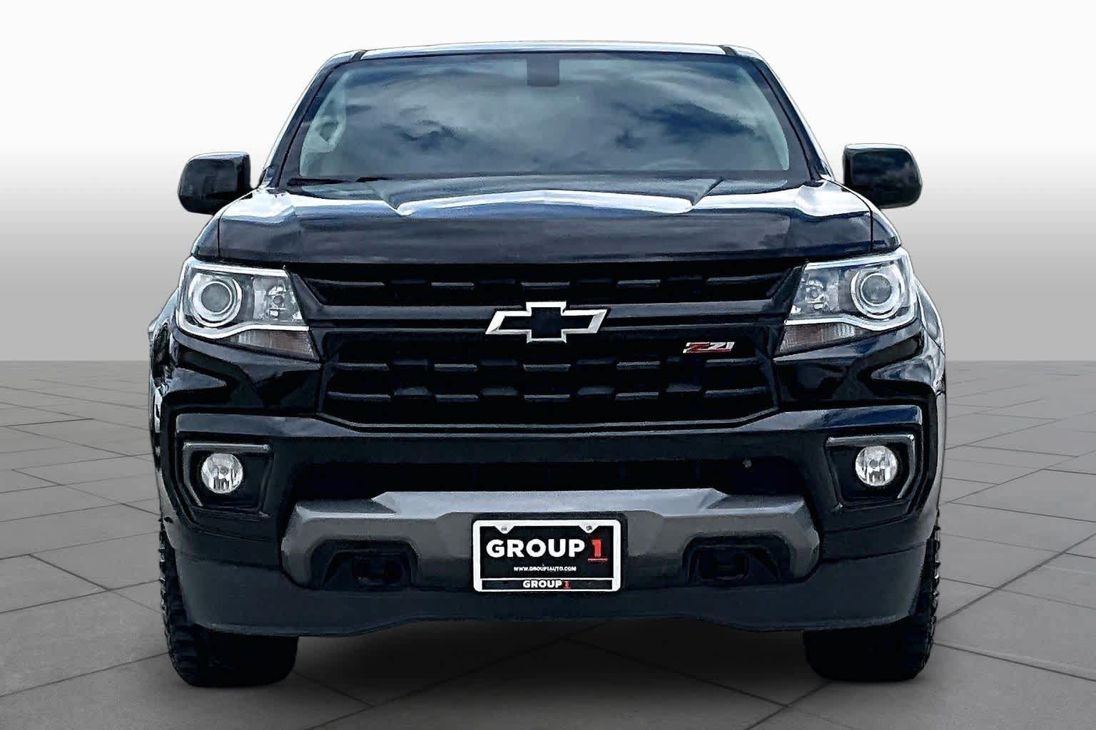 Used 2021 Chevrolet Colorado Z71 w/ Z71 Midnight Edition RWD image 4