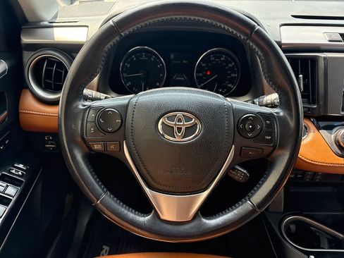 Used 2016 Toyota RAV4 Limited w/ Advanced Technology Package AWD/4WD image 28