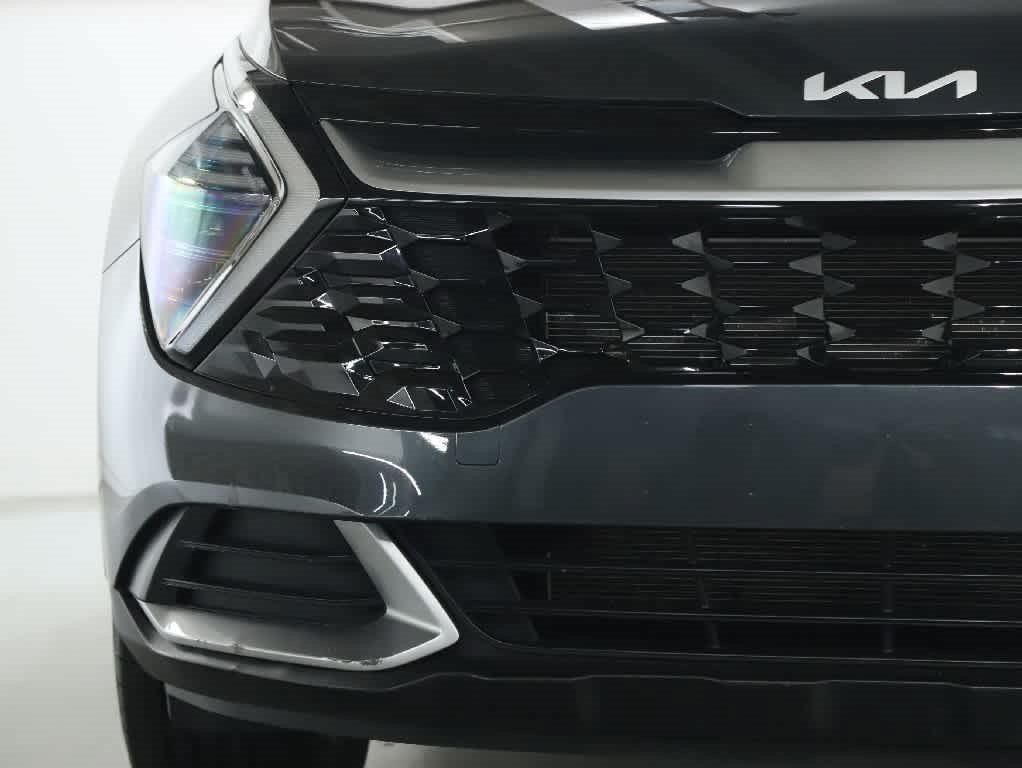 Used 2024 Kia Sportage EX AWD/4WD image 6