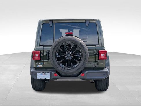 Used 2021 Jeep Wrangler Unlimited Sahara w/ Cold Weather Group AWD/4WD image 5