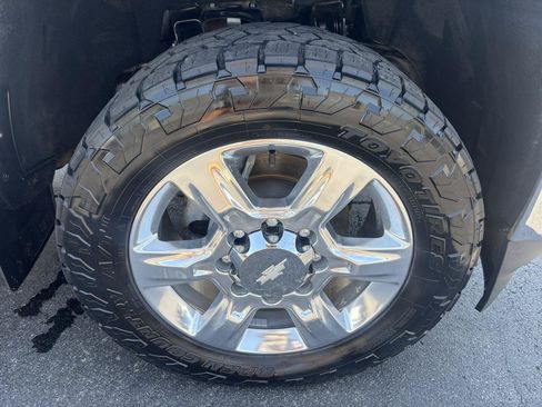 Used 2017 Chevrolet Silverado 2500 LTZ w/ Duramax Plus Package AWD/4WD image 15