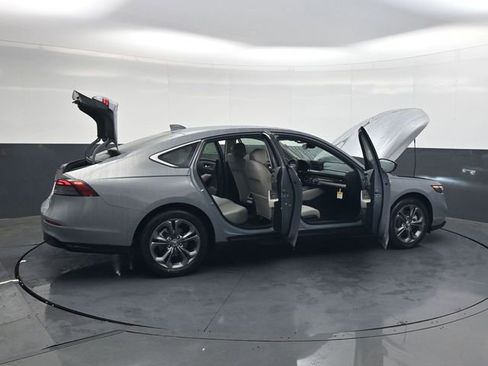 New 2025 Honda Accord EX-L image 35