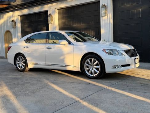 Used 2007 Lexus LS 460 L RWD image 16