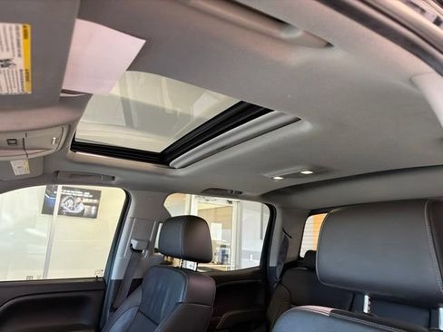 Used 2017 GMC Sierra 1500 SLT AWD/4WD image 2