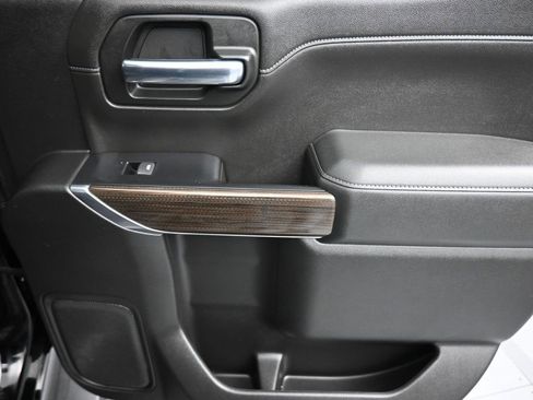 Used 2019 Chevrolet Silverado 1500 LT Trail Boss image 41