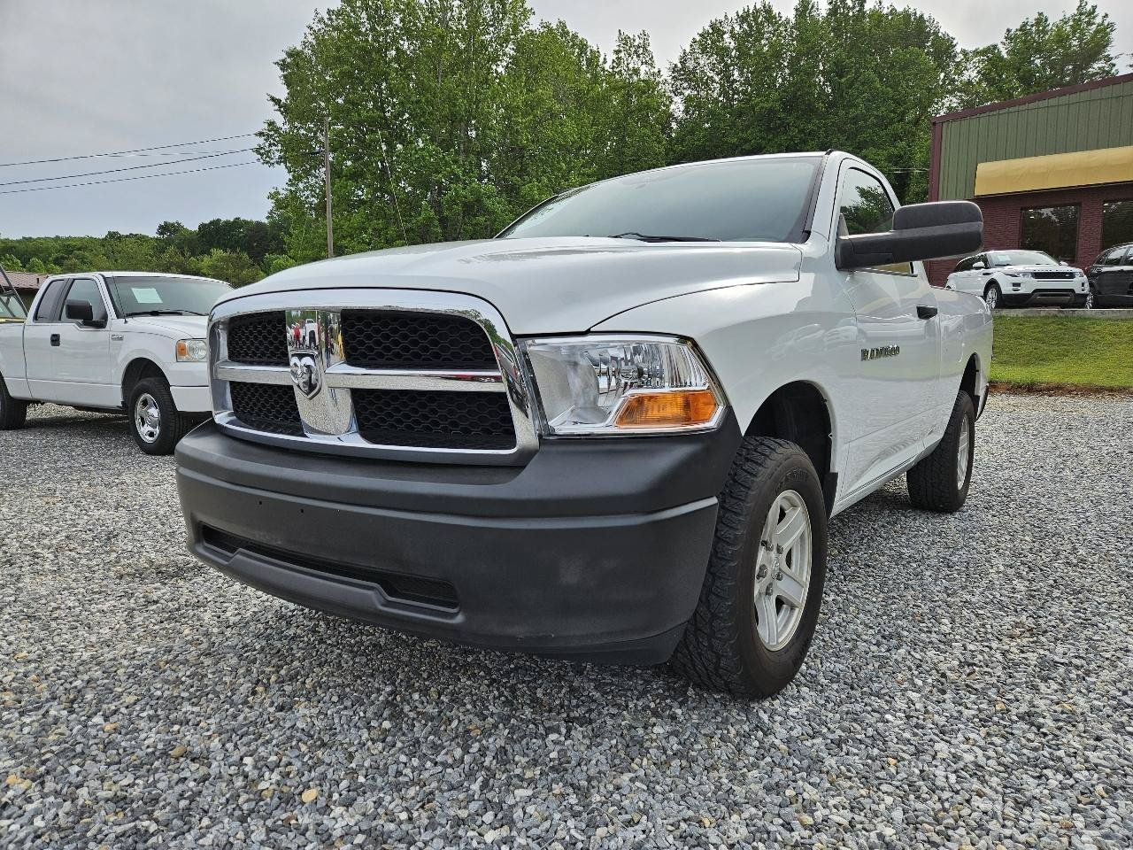 Used 2011 RAM 1500 ST AWD/4WD image 4