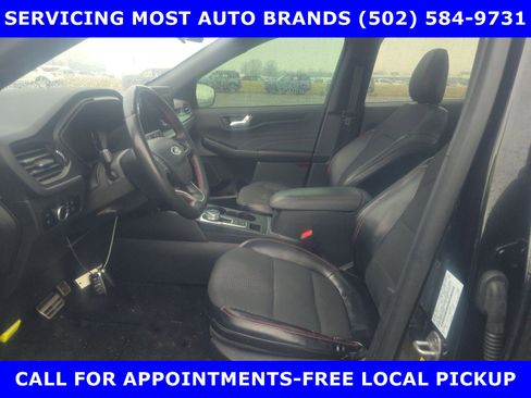 Used 2023 Ford Escape ST-Line w/ Equipment Group 301A image 8