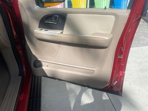 Used 2006 Ford Expedition Eddie Bauer image 96