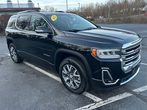 Used 2023 GMC Acadia SLT w/ Technology Package image 7