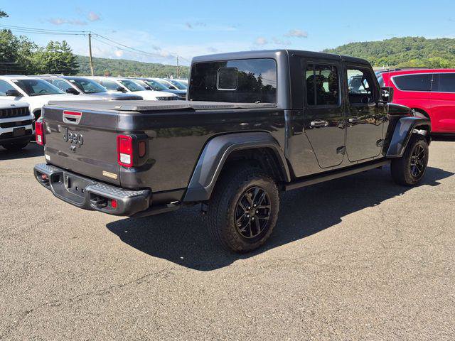 Certified 2023 Jeep Gladiator Sport AWD/4WD image 5