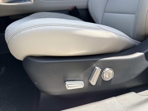 New 2026 Lincoln Nautilus Premier AWD/4WD image 20