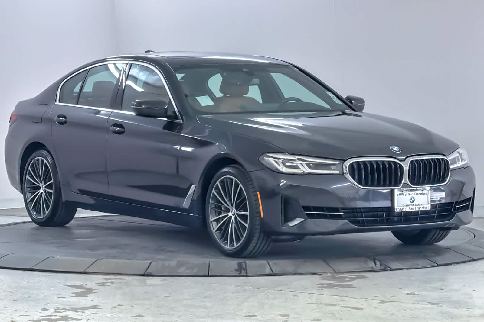 Used 2023 BMW 540i xDrive w/ Premium Package AWD/4WD image 9