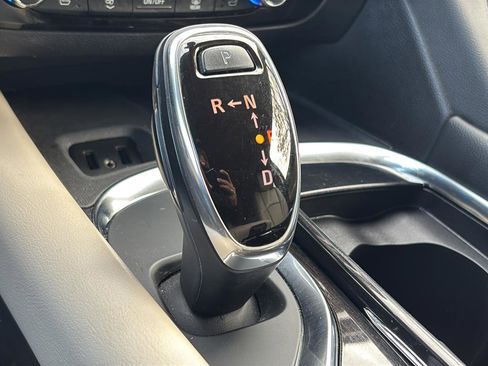 Used 2018 Buick Enclave Premium FWD image 35