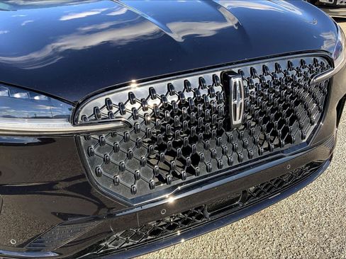 Used 2025 Lincoln Aviator Reserve w/ Jet Appearance Package image 30