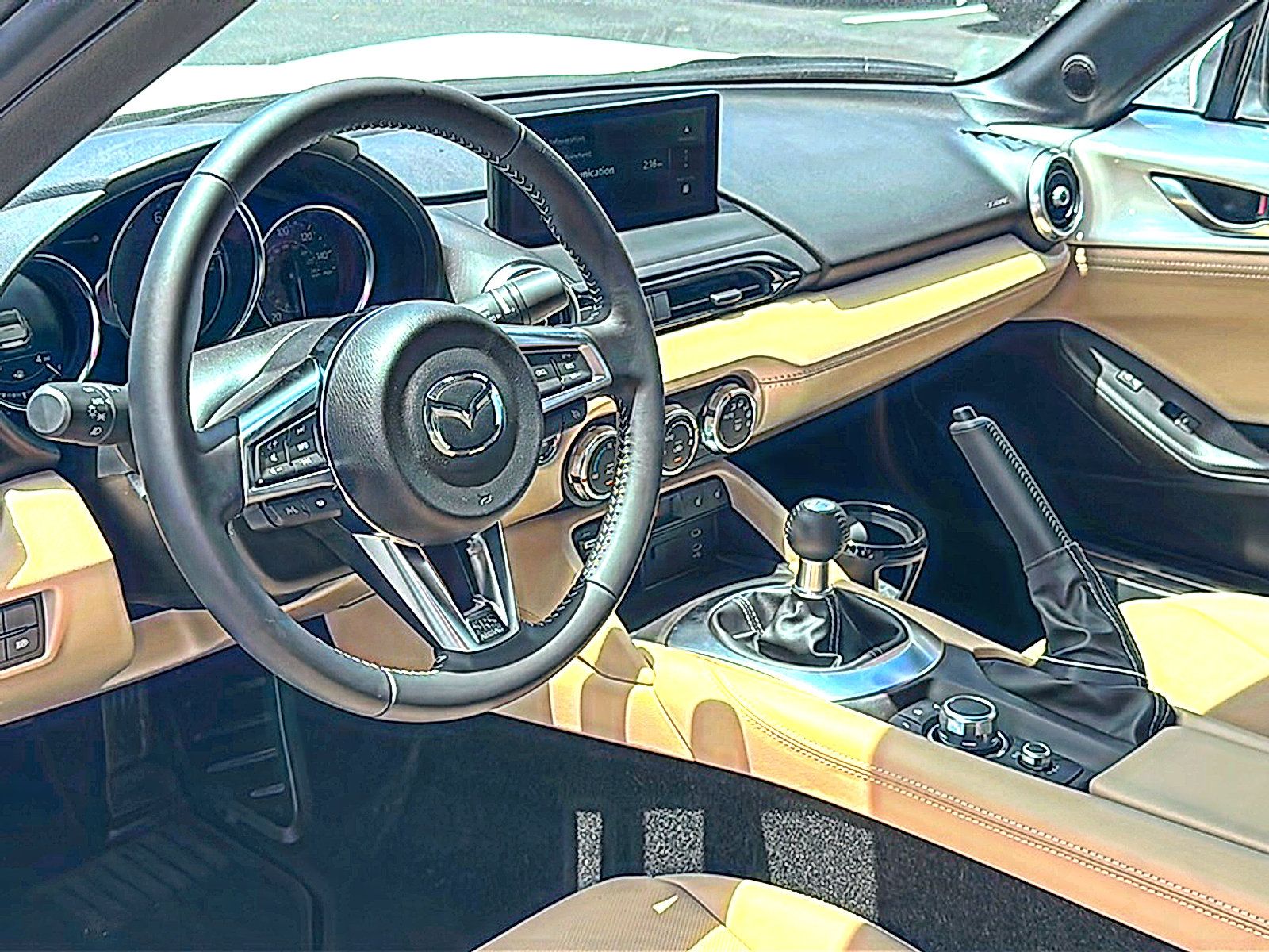 New 2026 MAZDA MX-5 Miata RF Grand Touring RWD image 12