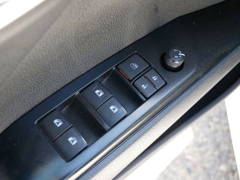 Used 2018 Toyota Camry SE w/ Protection Package (Q2) image 13