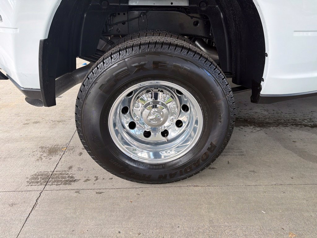 Used 2026 RAM 3500 Laramie w/ Towing Technology Group AWD/4WD image 27