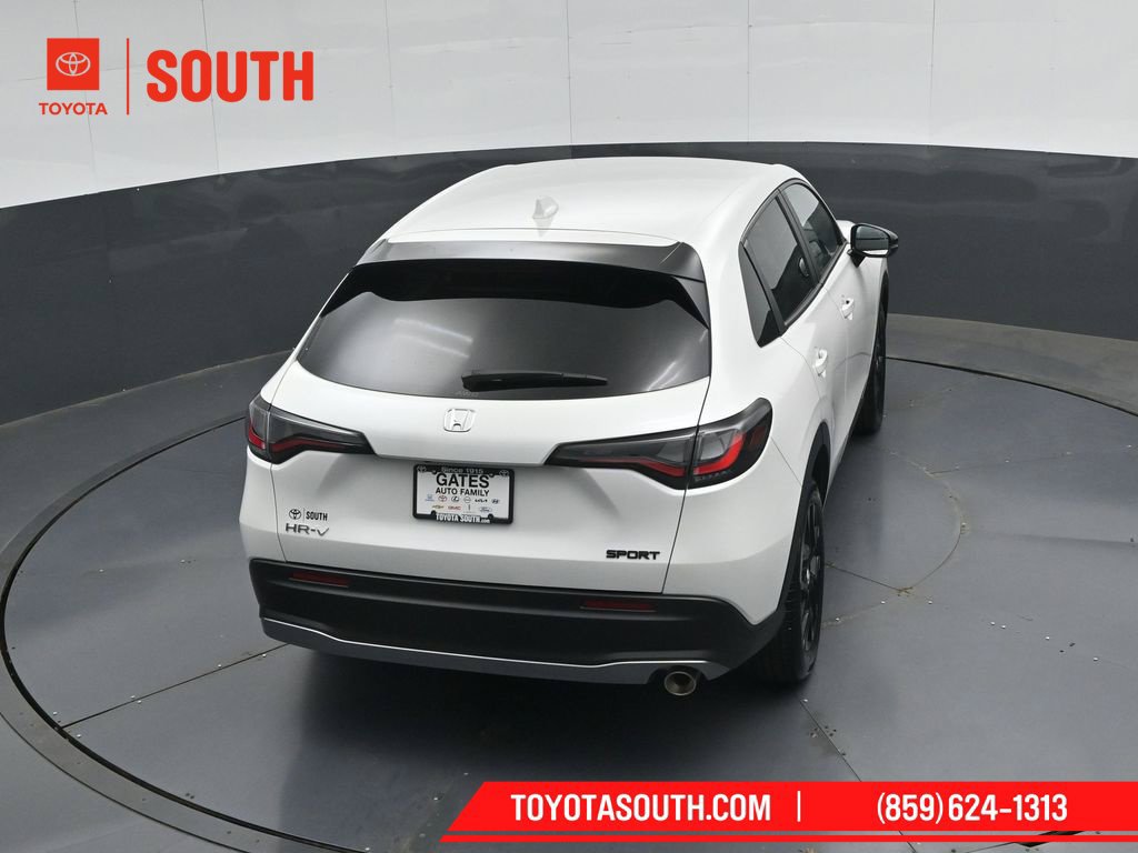Used 2025 Honda HR-V Sport image 42