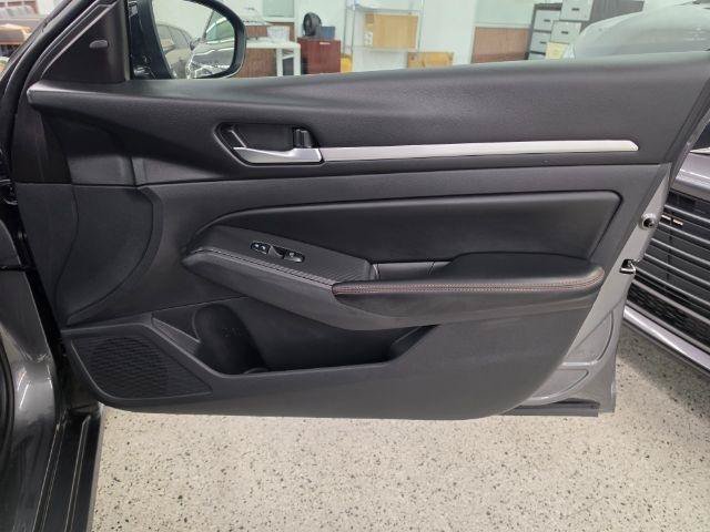 Used 2026 Nissan Altima 2.5 SR FWD image 30