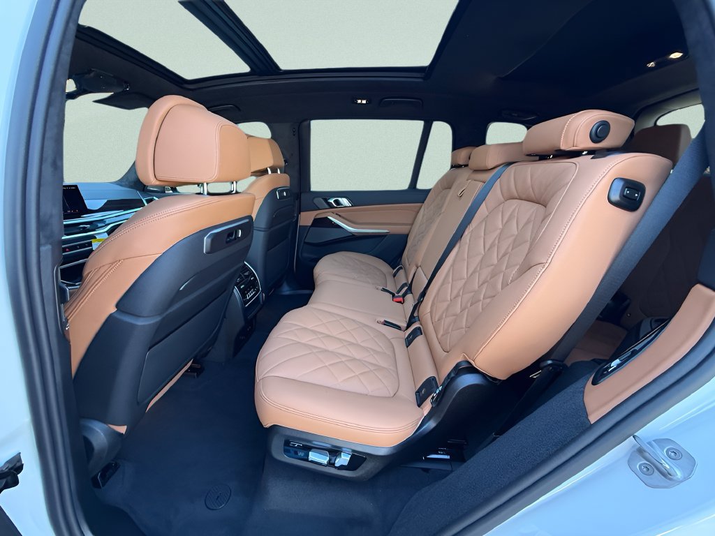 New 2027 BMW X7 xDrive40i w/ Executive Package AWD/4WD image 23