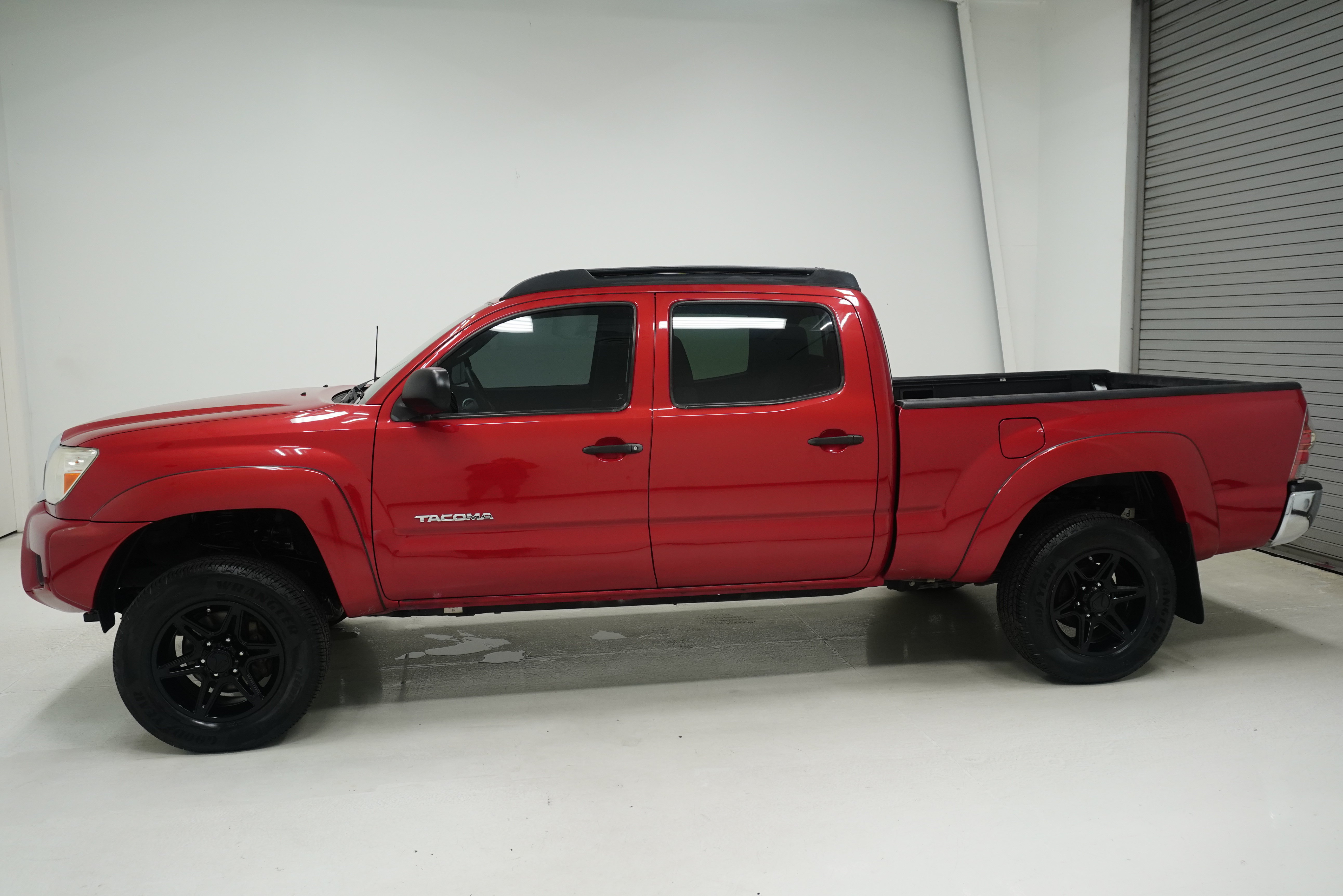 Used 2014 Toyota Tacoma PreRunner w/ SR5 Package RWD image 6