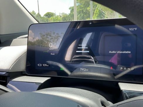 Certified 2025 Honda Prologue EX image 33