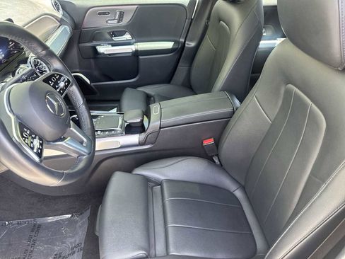 Used 2023 Mercedes-Benz EQB 300 4MATIC w/ Exclusive Package image 14