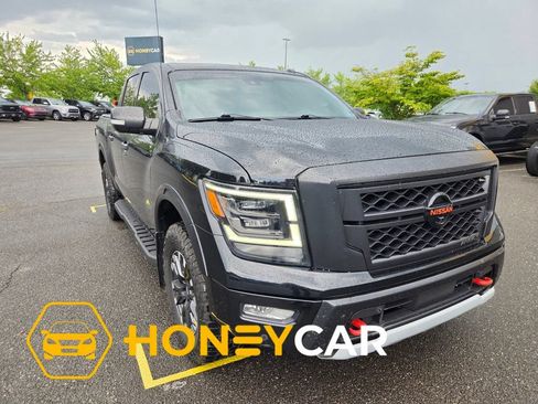 Used 2021 Nissan Titan PRO-4X w/ Pro-4x Convenience Package AWD/4WD image 1