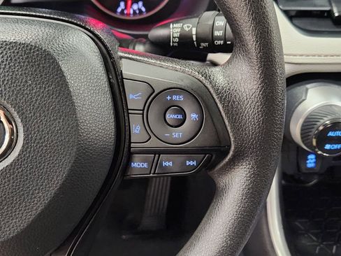 Used 2022 Toyota RAV4 XLE image 49