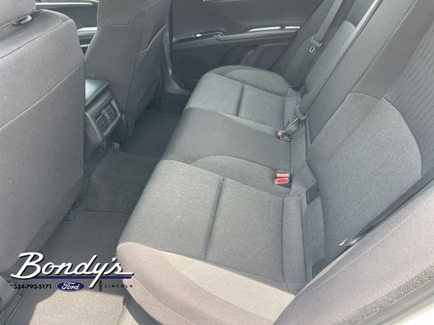 Used 2025 Toyota Camry LE FWD image 11