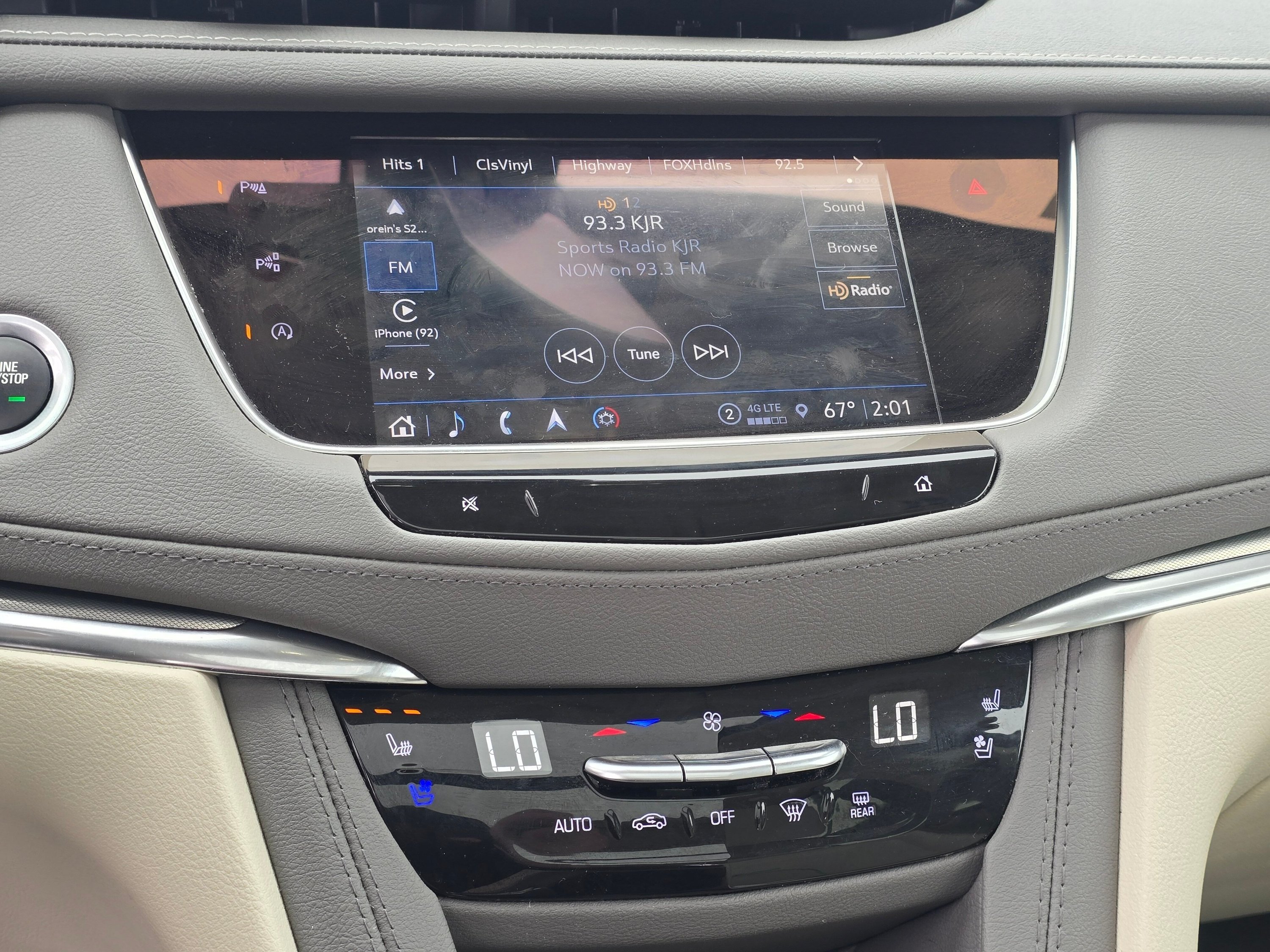 Used 2023 Cadillac XT5 Premium Luxury w/ Technology Package AWD/4WD image 14
