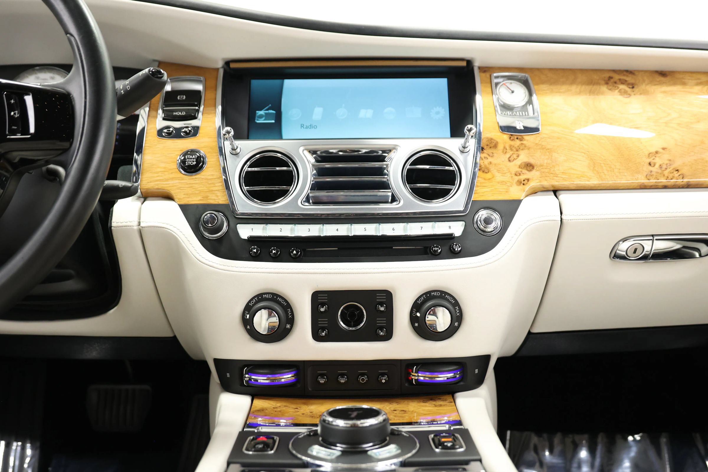 Used 2017 Rolls-Royce Wraith RWD image 39