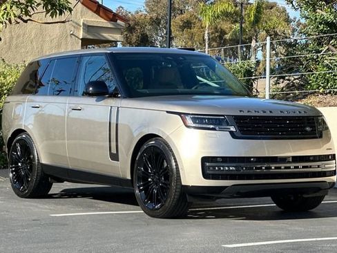 New 2026 Land Rover Range Rover SE image 7