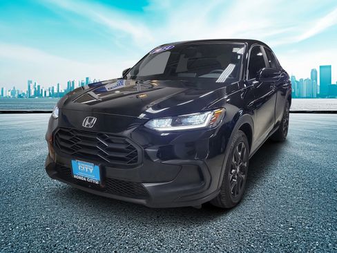Used 2024 Honda HR-V Sport image 2