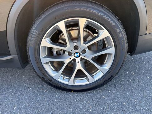 Used 2019 BMW X5 xDrive40i AWD/4WD image 15