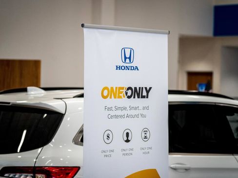 Used 2026 Honda HR-V LX image 4