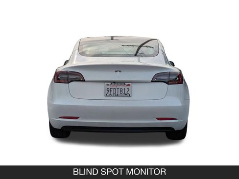 Used 2023 Tesla Model 3 Standard Range image 9