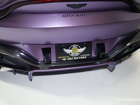 Used 2019 Aston Martin V8 Vantage Coupe RWD image 7