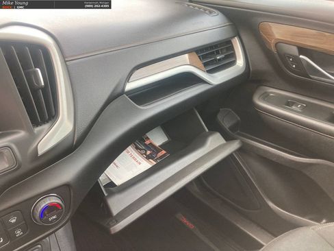 Used 2018 GMC Terrain SLE w/ Driver Convenience Package FWD image 39