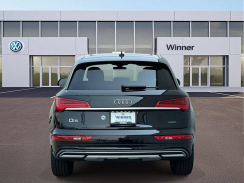 Used 2023 Audi Q5 2.0T Premium w/ Convenience Package AWD/4WD image 4