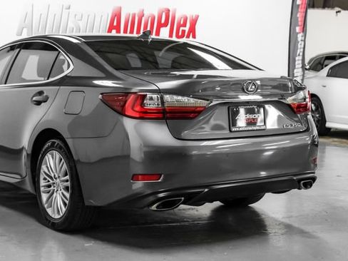 Used 2016 Lexus ES 350 w/ Premium Package w/Wood Trim FWD image 14
