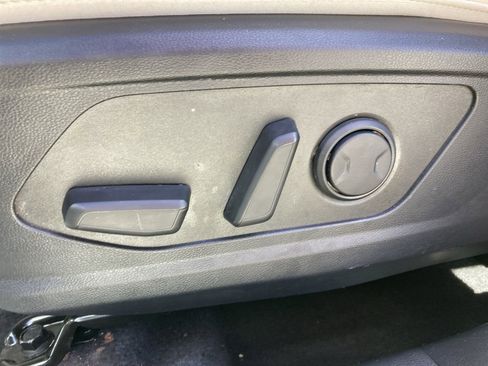 Used 2025 Hyundai Tucson SEL image 14