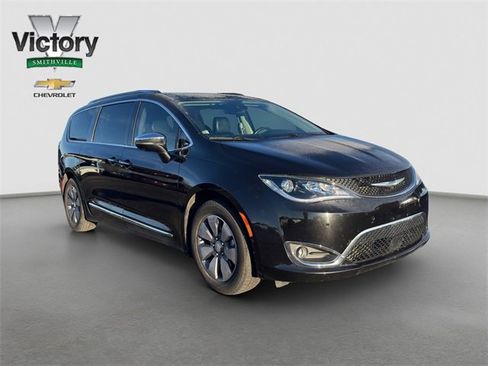 Used 2020 Chrysler Pacifica Limited w/ Advanced Safetytec Group image 8