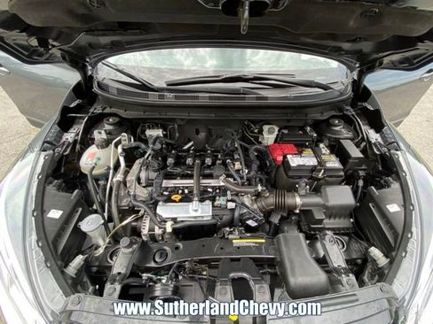 Used 2022 Nissan Kicks SV FWD image 39