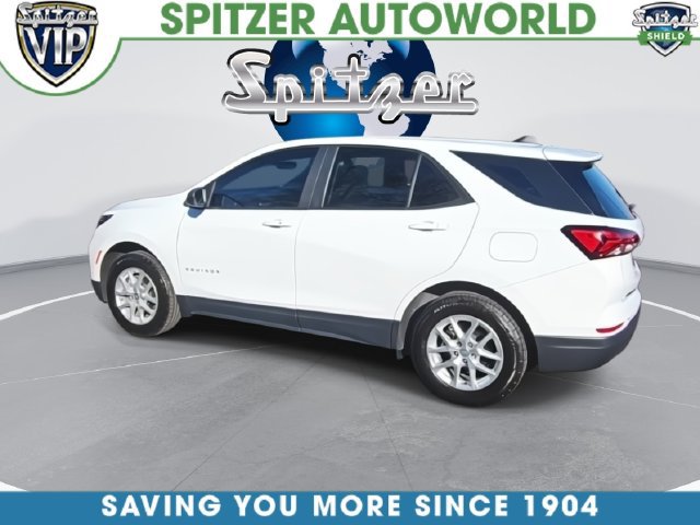 Used 2022 Chevrolet Equinox LS w/ LPO, Floor Liner Package AWD/4WD image 12
