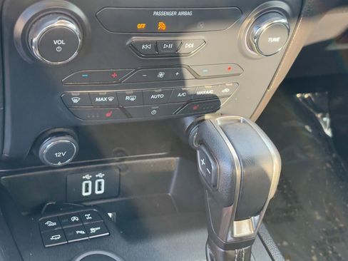 Used 2021 Ford Ranger Lariat w/ FX4 Off-Road Package image 26