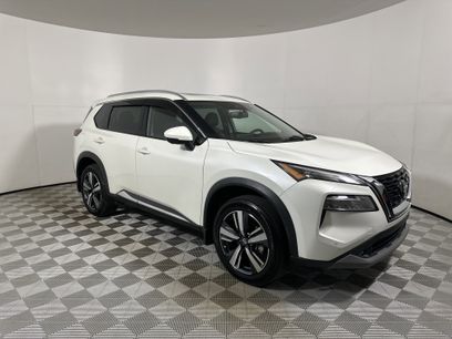 Used 2021 Nissan Rogue SL w/ Premium Package