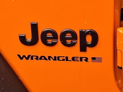 Used 2025 Jeep Wrangler Unlimited Sport AWD/4WD image 10