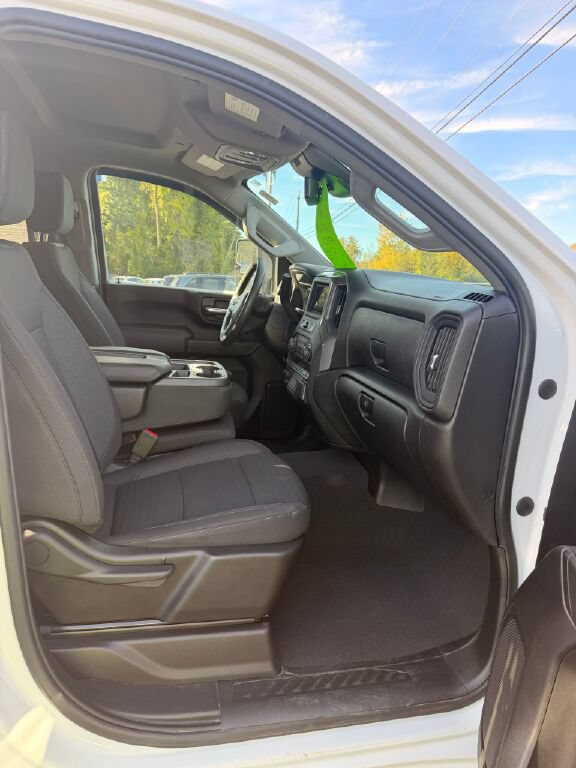 Used 2024 Chevrolet Silverado 2500 Custom w/ Custom Convenience Package AWD/4WD image 18