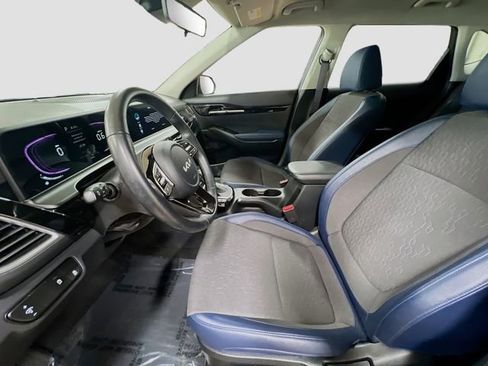 Certified 2025 Kia Seltos S image 20